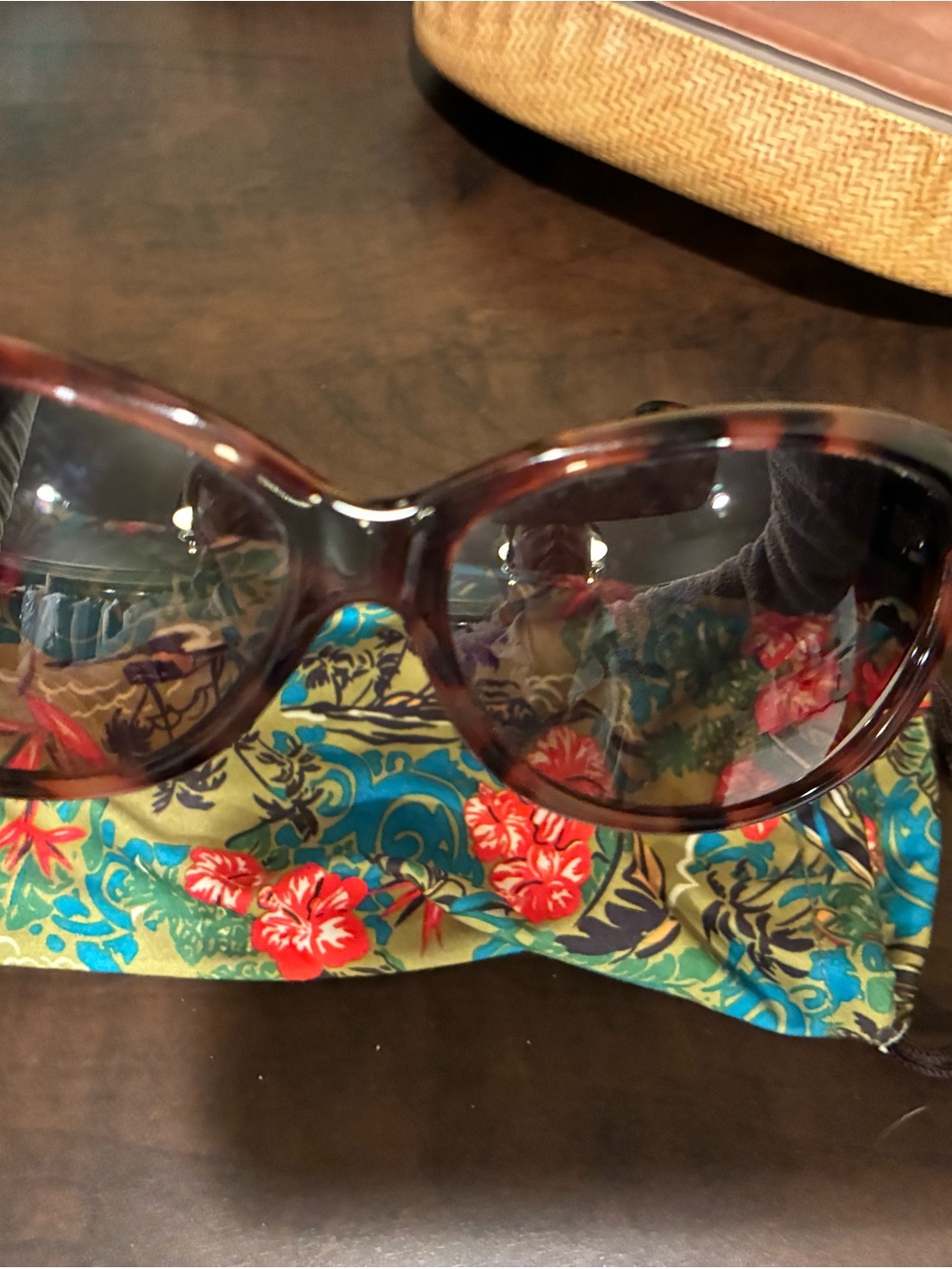 Maui Jim Brown Tortoiseshell Polarized Women's Sunglasses - Picture 2 of 3